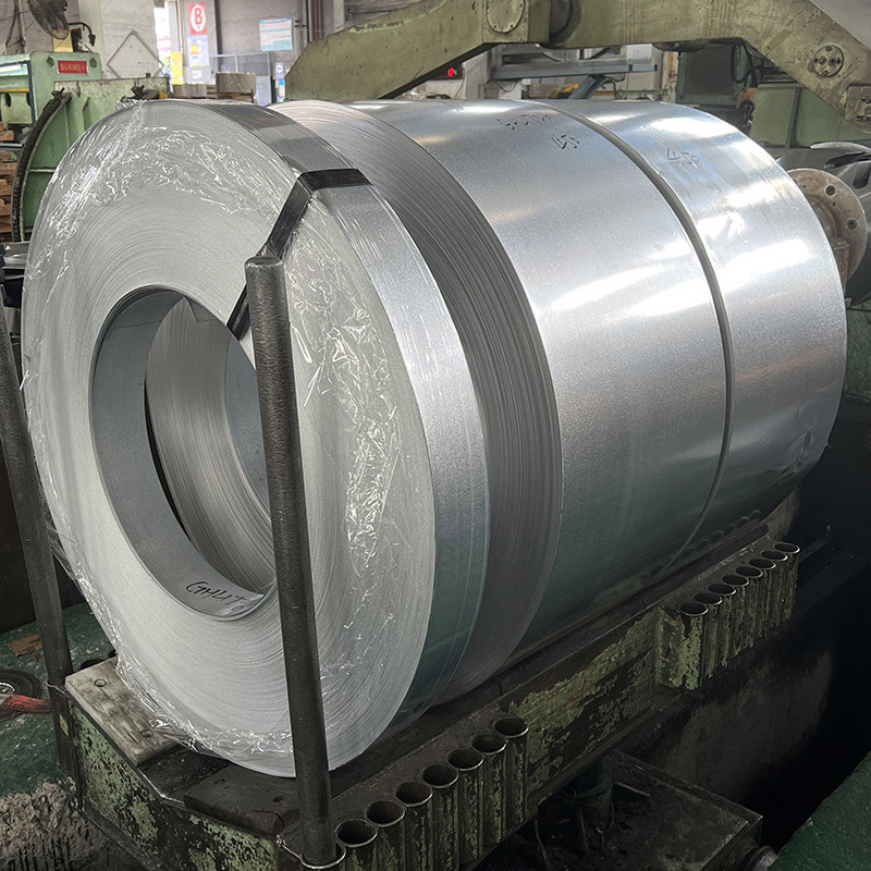 因为表面彩膜的细微擦伤都会很快出现红锈影响使用