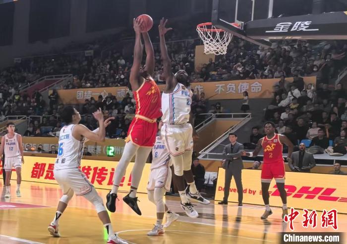 广厦重返圣杭体主场，以115：88大胜福建男篮，迎