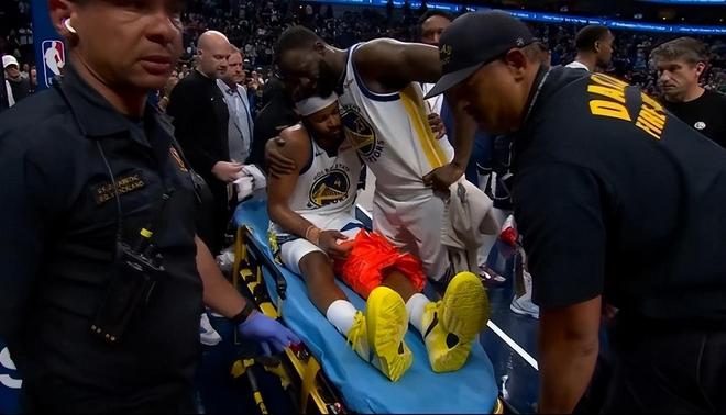 勇士双星重伤陷重建危机，库里老将伤退引阵容