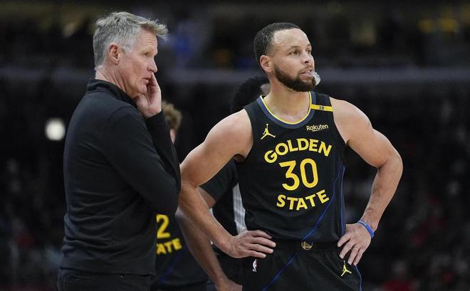 勇士双星重伤陷重建危机，库里老将伤退引阵容