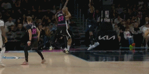 文班亚马26+14+5封盖率马刺掀翻热火