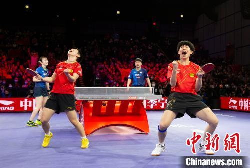 王楚钦首登男单世界第一，孙颖莎女单领跑，混