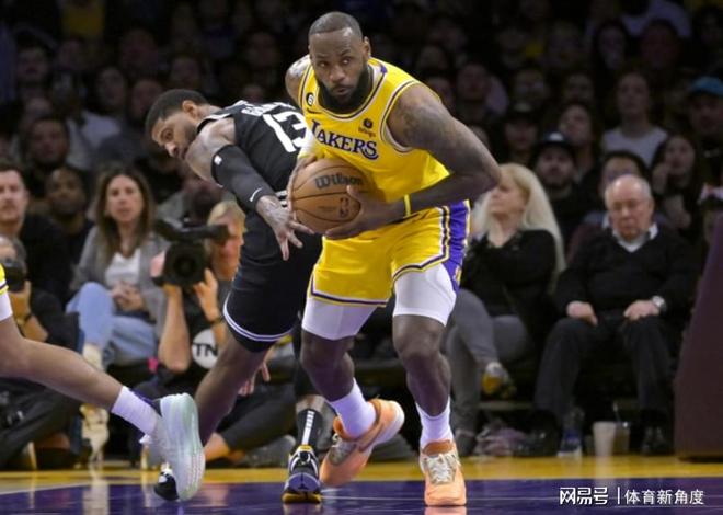 勇士队稳居西部第十，库里复出或成附加赛关键