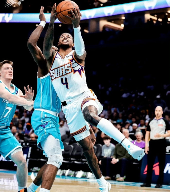 太阳遭遇两连败伤病成隐患 黄蜂强势阻击冲击季