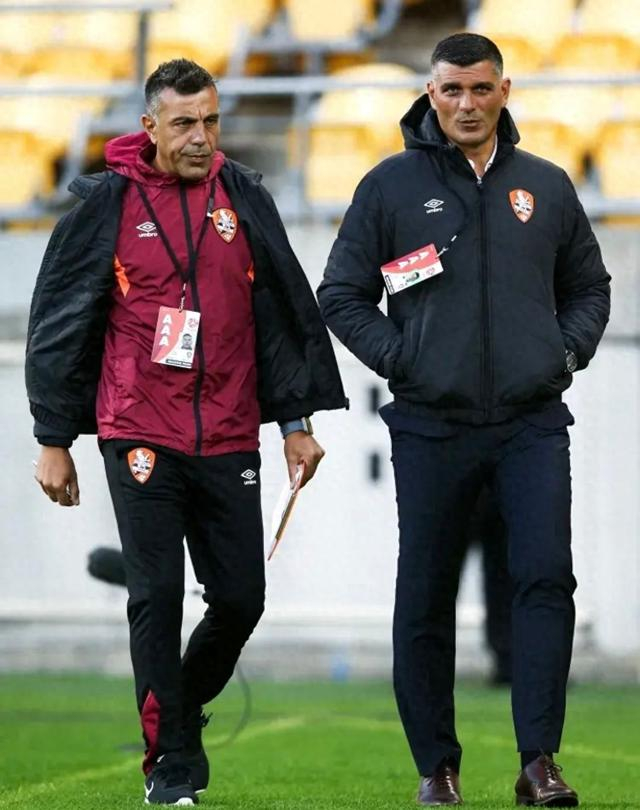 澳大利亚兄弟对决中超德比，兄弟教练生死战引